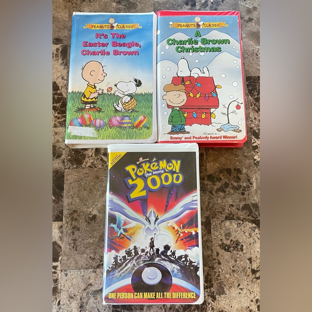 Peanuts Classic VHS and Pokémon 2000 VHS Tape